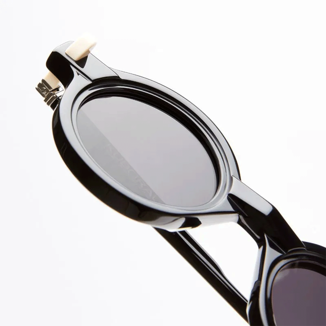 Kuboraum | Mask Q7 | Black Shine