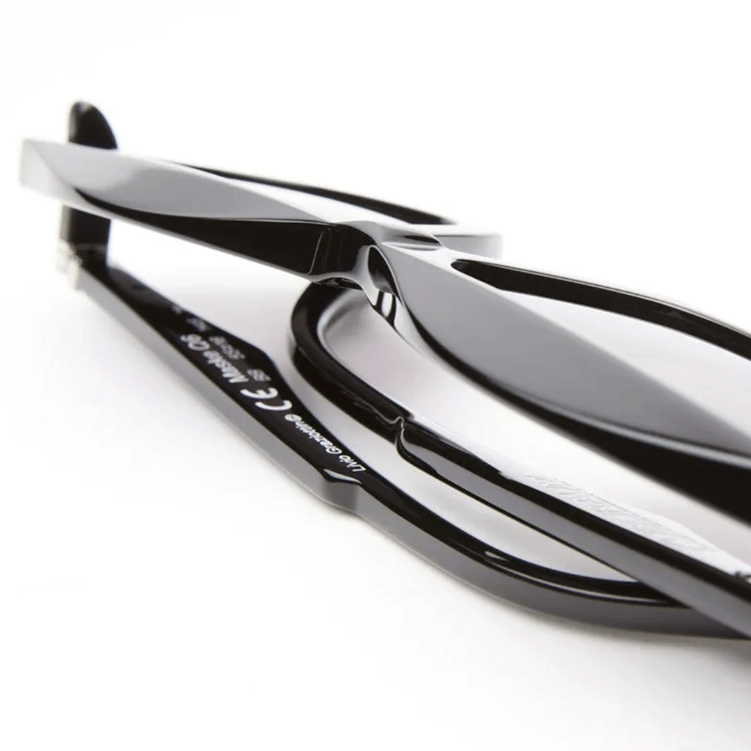 Kuboraum | Mask Q6 | Black Shine