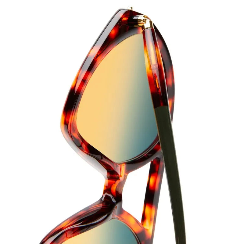 Kuboraum | Mask P31 | Tortoise